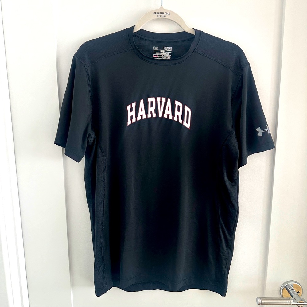 Under Armour Men’s Harvard T Shirt Size Medium